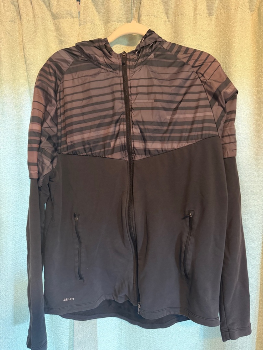Nike Striped Hooded Performance Windbreaker Jacket - Charcoal & Slate